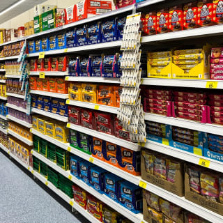 789-bmstores-camberley-instore-4