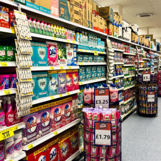 789-bmstores-camberley-instore-9