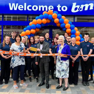 789-bmstores-camberly-store-charity--1