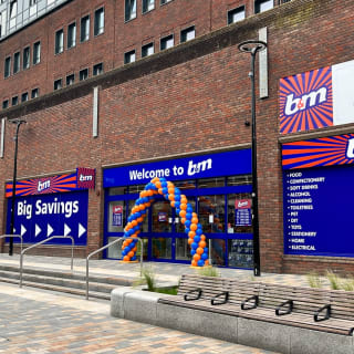 789-bmstores-camberly-store-profile-1