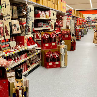 792-bmstores-teeside-park-store-opening-12