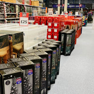 792-bmstores-teeside-park-store-opening-14