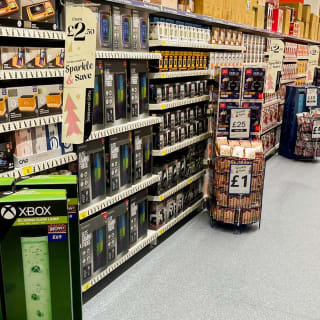 792-bmstores-teeside-park-store-opening-16