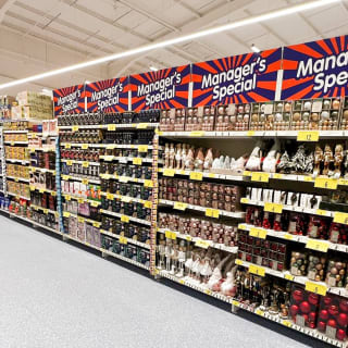 792-bmstores-teeside-park-store-opening-3