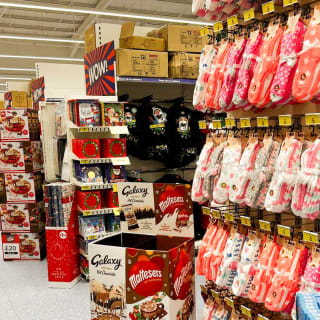 792-bmstores-teeside-park-store-opening-8