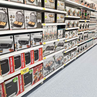 793-bmstores-east-road-irvine-store-17