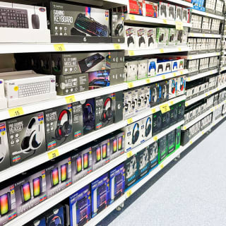 797-bmstores-robin-park-store-opening-27