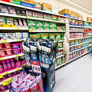 801-bmstores-hawley-road-store-opening-14