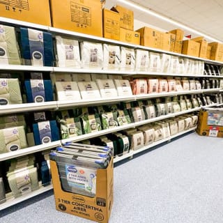 801-bmstores-hawley-road-store-opening-20