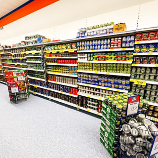 801-bmstores-hawley-road-store-opening-3