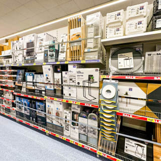 801-bmstores-hawley-road-store-opening-37