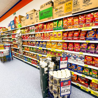 801-bmstores-hawley-road-store-opening-5