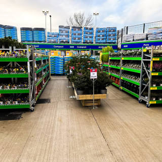 802-bmstores-manor-walks-cramlington-store-opening-34