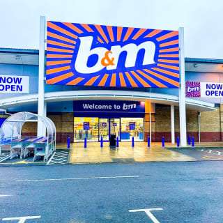 804-bmstores-new-cross-gate-store-opening-50
