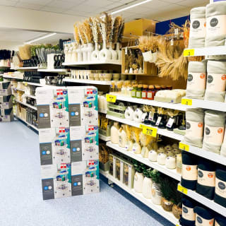 804-bmstores-new-cross-gate-store-opening-52