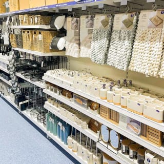 805-bmstores-belton-road-store-opening-39