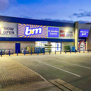 805-bmstores-belton-road-store-opening-40