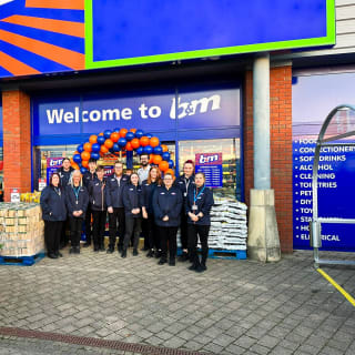 806-bmstores-franklin-store-opening-outside