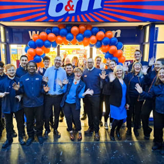 808-bmstores-stourbridge-store-opening-42