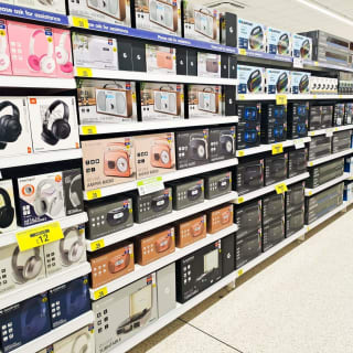 808-bmstores-stourbridge-store-opening-49