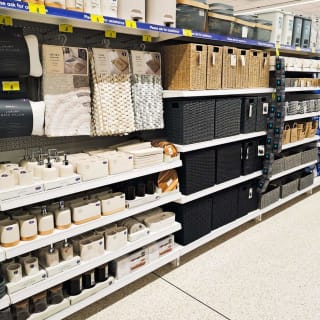 808-bmstores-stourbridge-store-opening-50