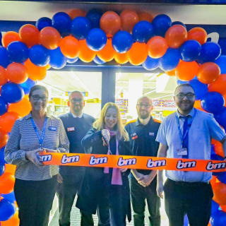 808-bmstores-stourbridge-store-opening-charity