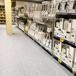 811-bmstores-banbury-store-with-garden-centre-2024-03-16-13