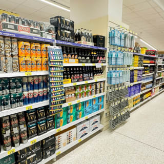 812-bmstores-front-street-store-opening-13