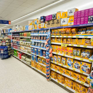 812-bmstores-front-street-store-opening-14