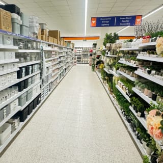 812-bmstores-front-street-store-opening-20