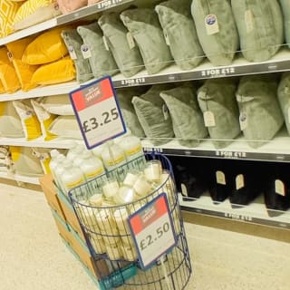 812-bmstores-front-street-store-opening-26