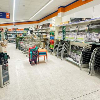 812-bmstores-front-street-store-opening-31