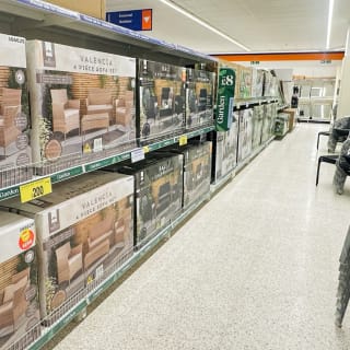 812-bmstores-front-street-store-opening-32