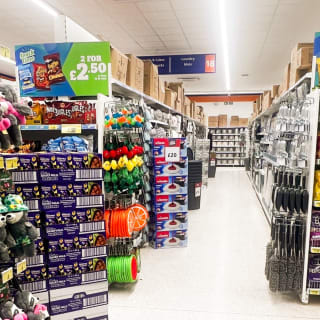 814-bmstores-thamesmead-store-opening-17