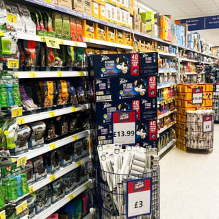 814-bmstores-thamesmead-store-opening-38