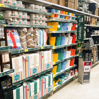 814-bmstores-thamesmead-store-opening-41