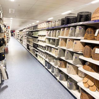 816-bmstores-the-galleries-washington-store-opening-15