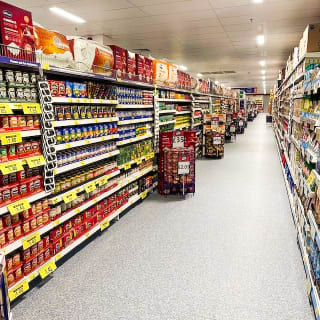 816-bmstores-the-galleries-washington-store-opening-16