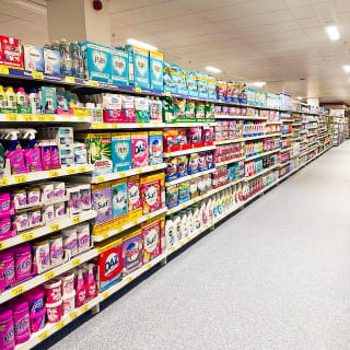 816-bmstores-the-galleries-washington-store-opening-19