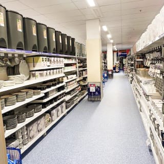 816-bmstores-the-galleries-washington-store-opening-20