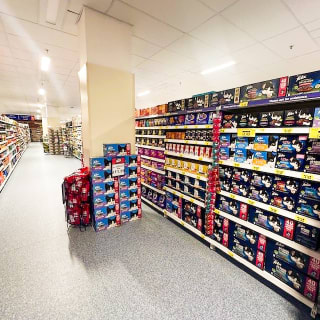 816-bmstores-the-galleries-washington-store-opening-29