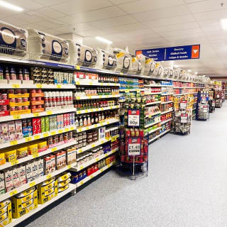 816-bmstores-the-galleries-washington-store-opening-33