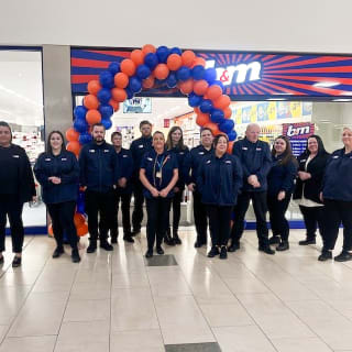 816-bmstores-the-galleries-washington-store-opening-5