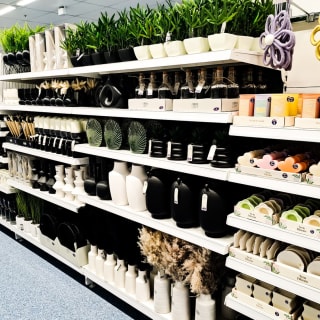 817-bmstores-harrow-store-opening-28