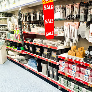 817-bmstores-harrow-store-opening-30