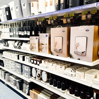 817-bmstores-harrow-store-opening-31