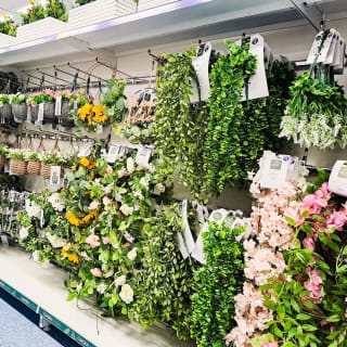 817-bmstores-harrow-store-opening-42