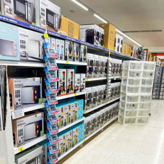 819-bmstores-chelmsley-wood-store-opening-50