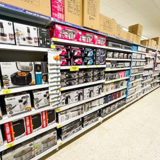 821-bmstores-wigston-store-opening-49