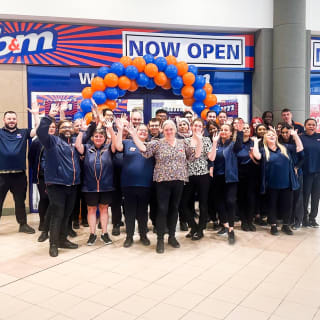 822-bmstores-spindles-store-opening-11